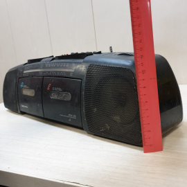 Магнитофон кассетный "DAEWOO ARW-240" из пластика, Корея. Картинка 2